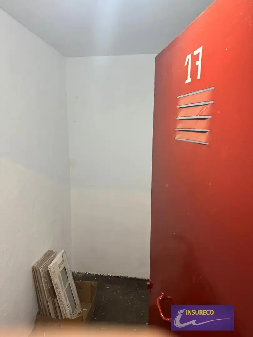 Pis de lloguer en León Capital  amb Calefacció, Terrassa i Traster