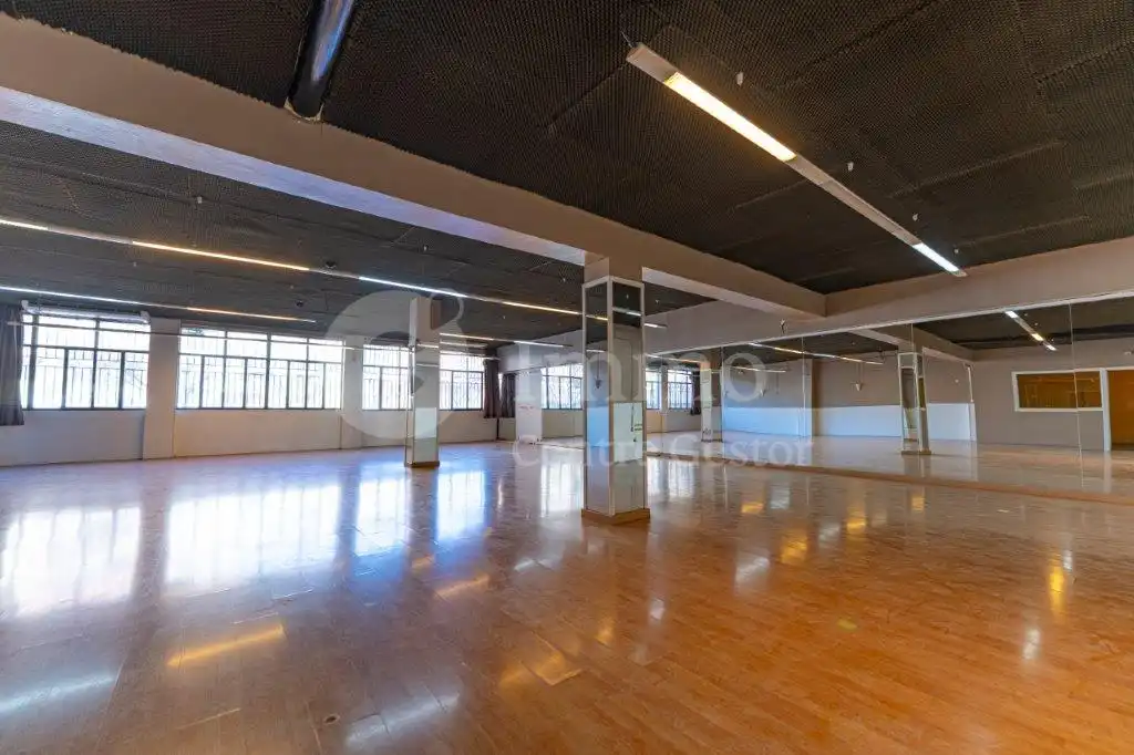 Business premises to rent in Carrer Enric Granados 24, imagen 2