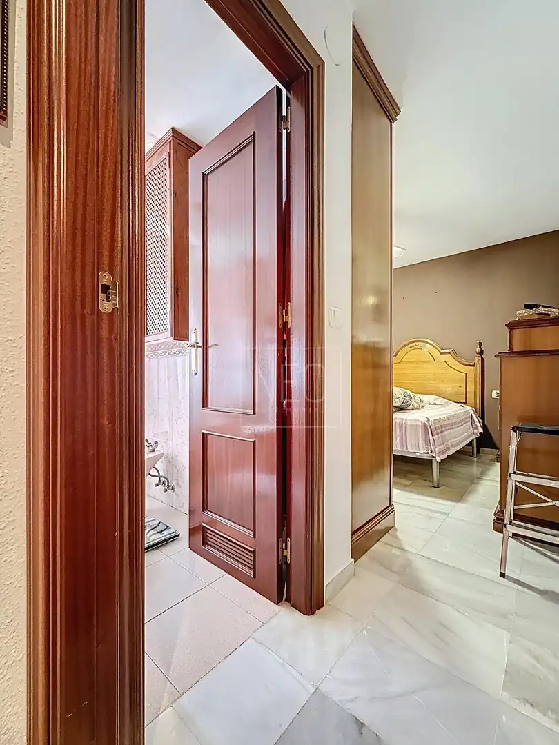 Bedroom of Flat for sale in Granada  with Private garden, Storage room and Balcony