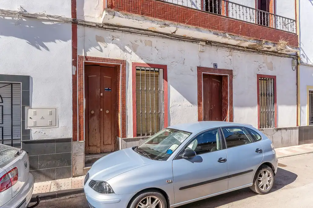 Casa aparellada en venda a C/ Umbría, imagen 4