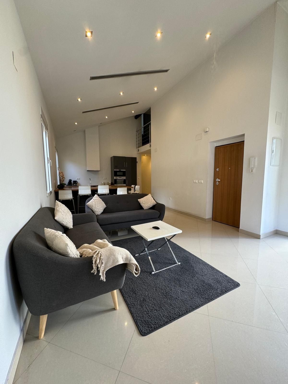 Sala d'estar de Apartament en venda en Alicante / Alacant