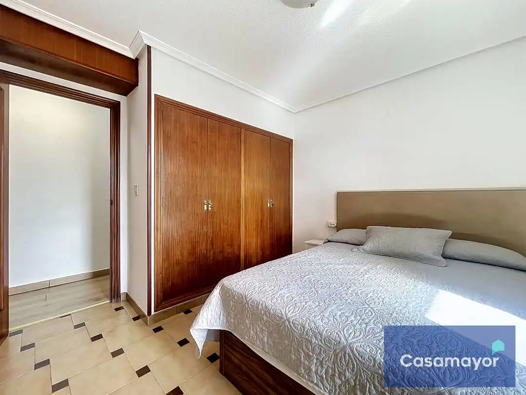 Habitación de Piso de alquiler en Alicante / Alacant con Aire acondicionado, Calefacción y Balcón