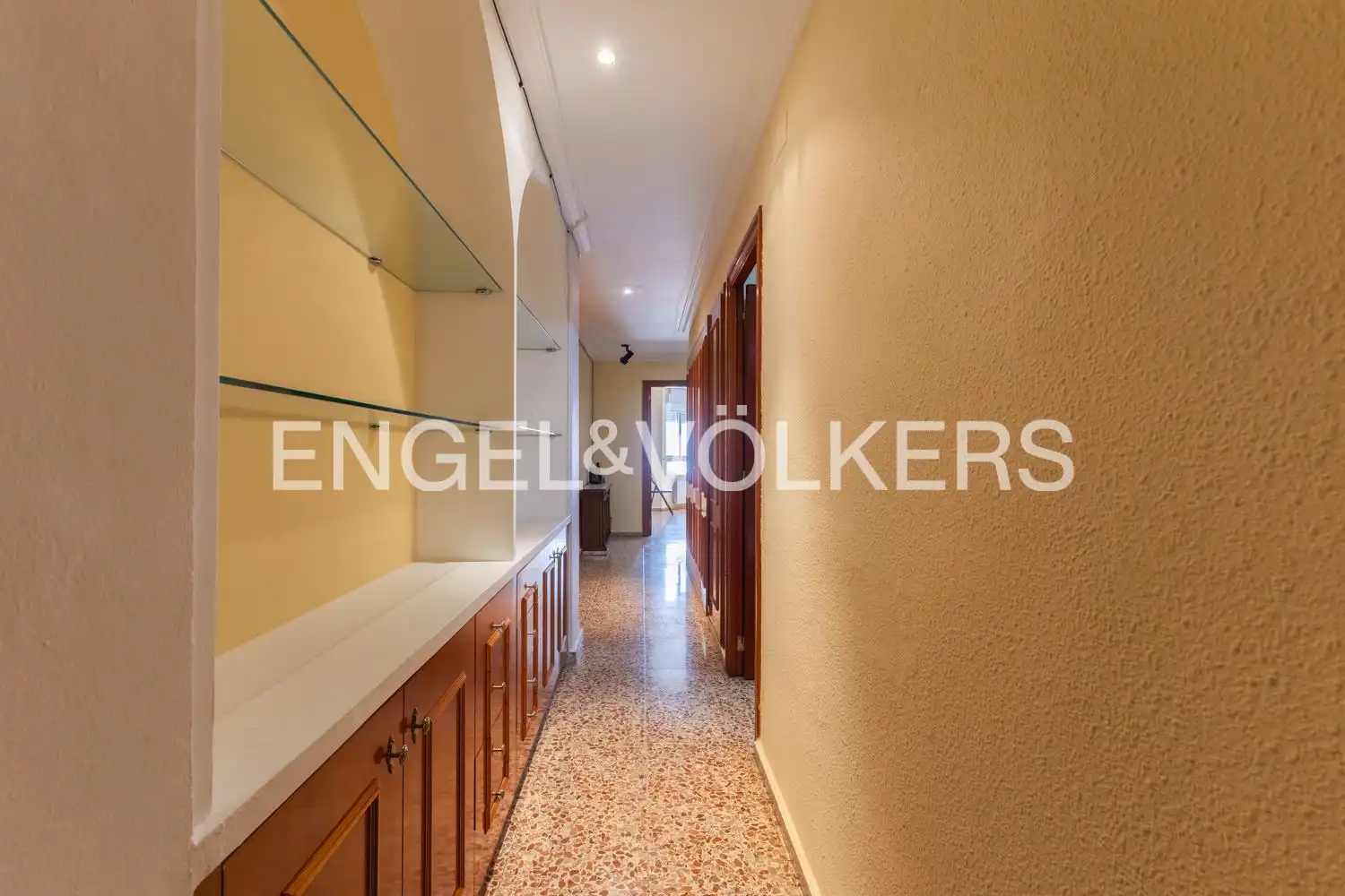 Piso de alquiler en Valencia con Aire acondicionado, Calefacción y Terraza