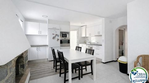 Casa dividida en 2 apartamentos con garaje en Empuriabrava., imatge 5