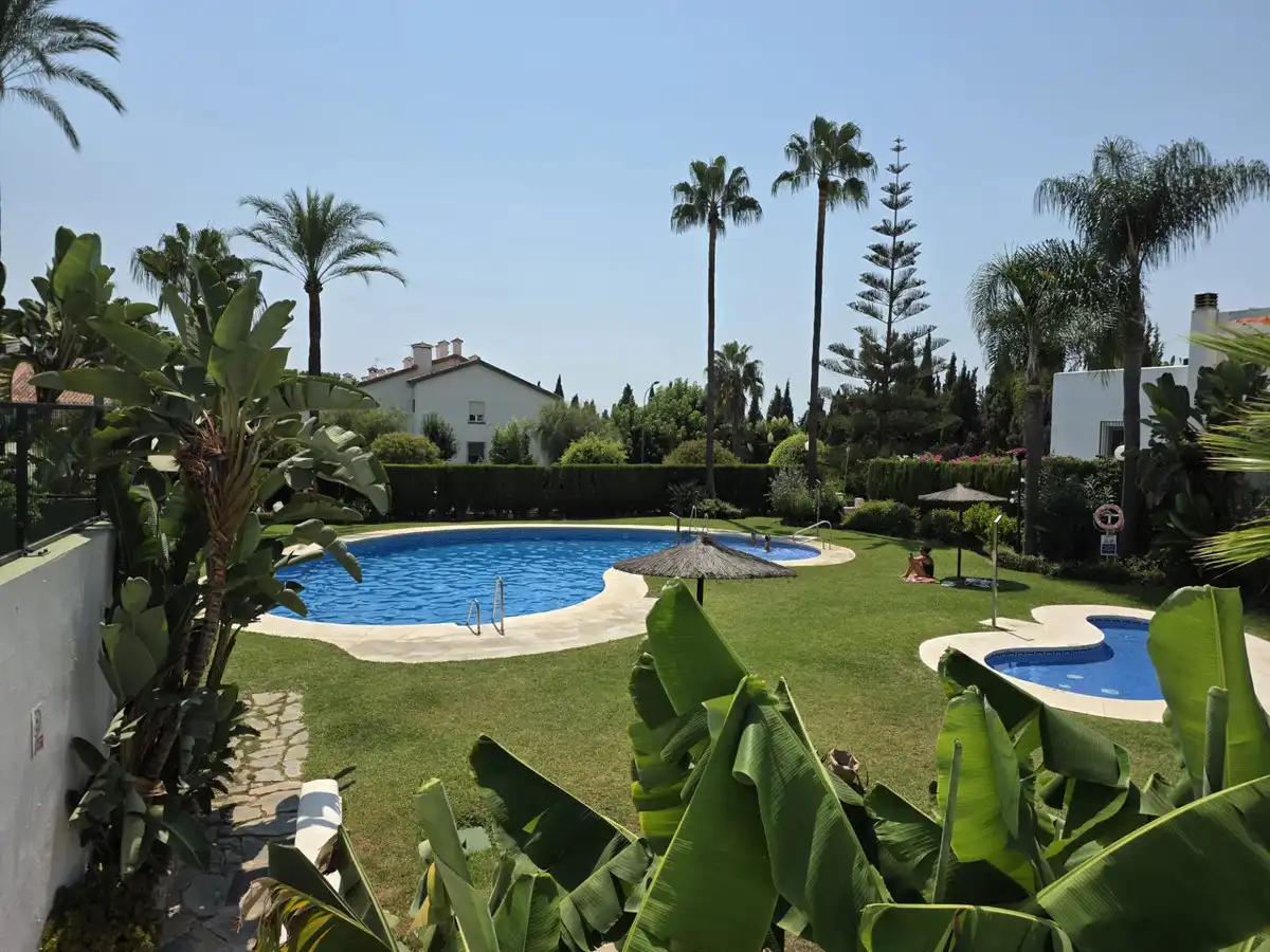 Terraced house for sale in Milla de Oro