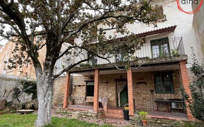 Vista exterior de Casa o xalet en venda en Lodosa amb Jardí privat i Terrassa