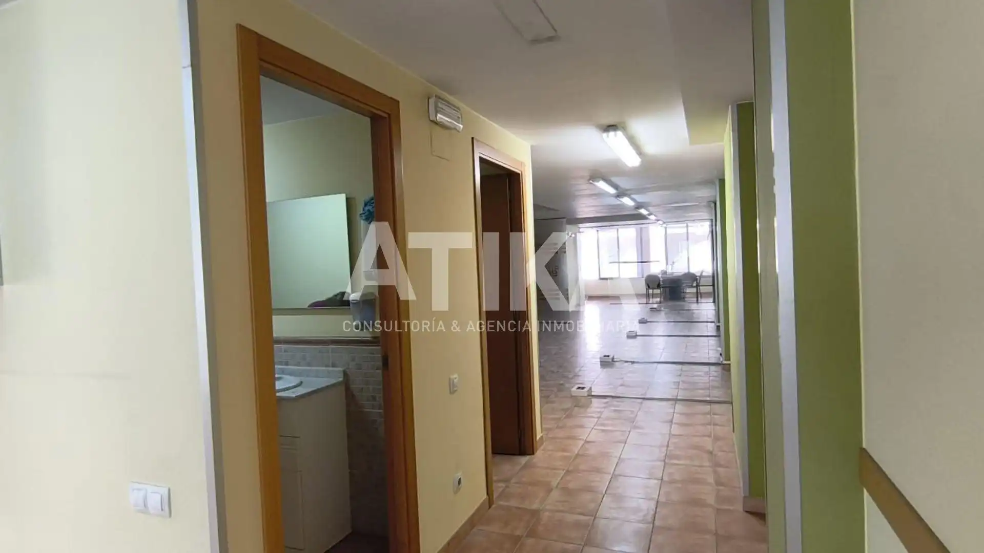 Oficina en venda en Ontinyent amb Aire condicionat i Calefacció