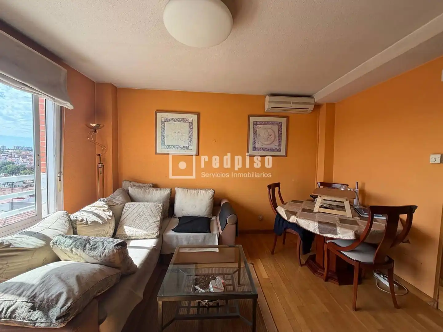 Sala d'estar de Àtic en venda en Latina