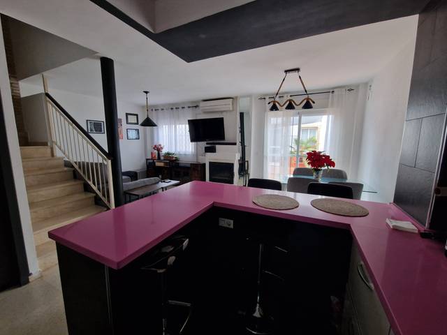 Casa-chalet en Venta en Umbrete