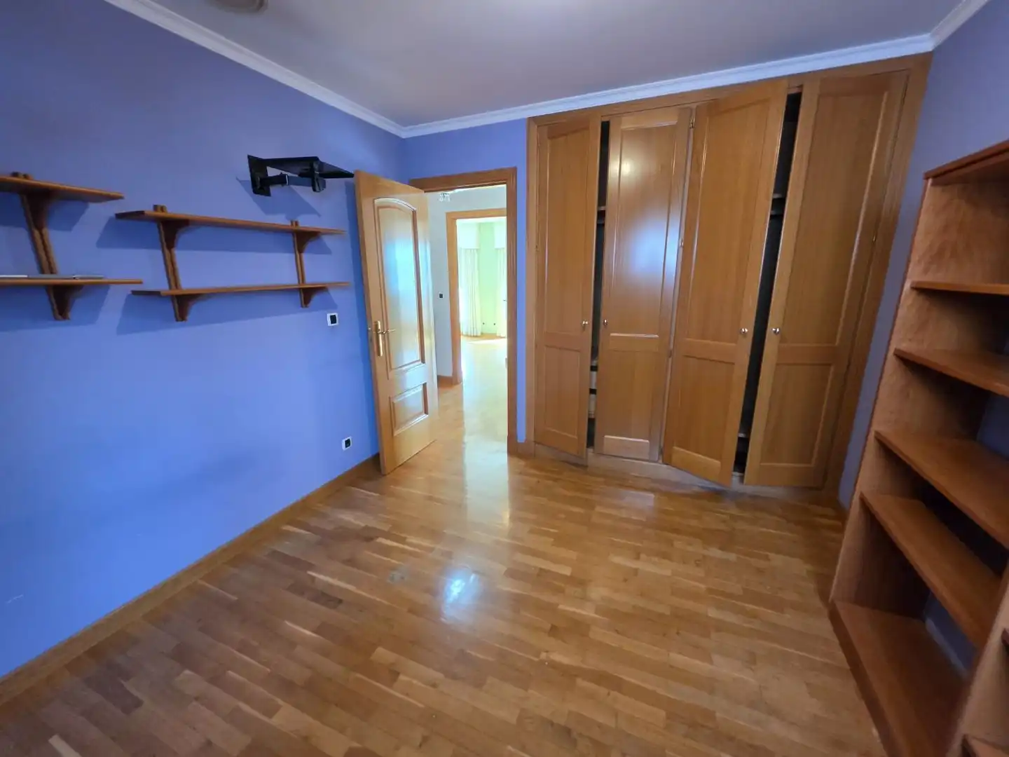 Habitación de Piso en venta en A Coruña Capital  con Calefacción, Terraza y Trastero