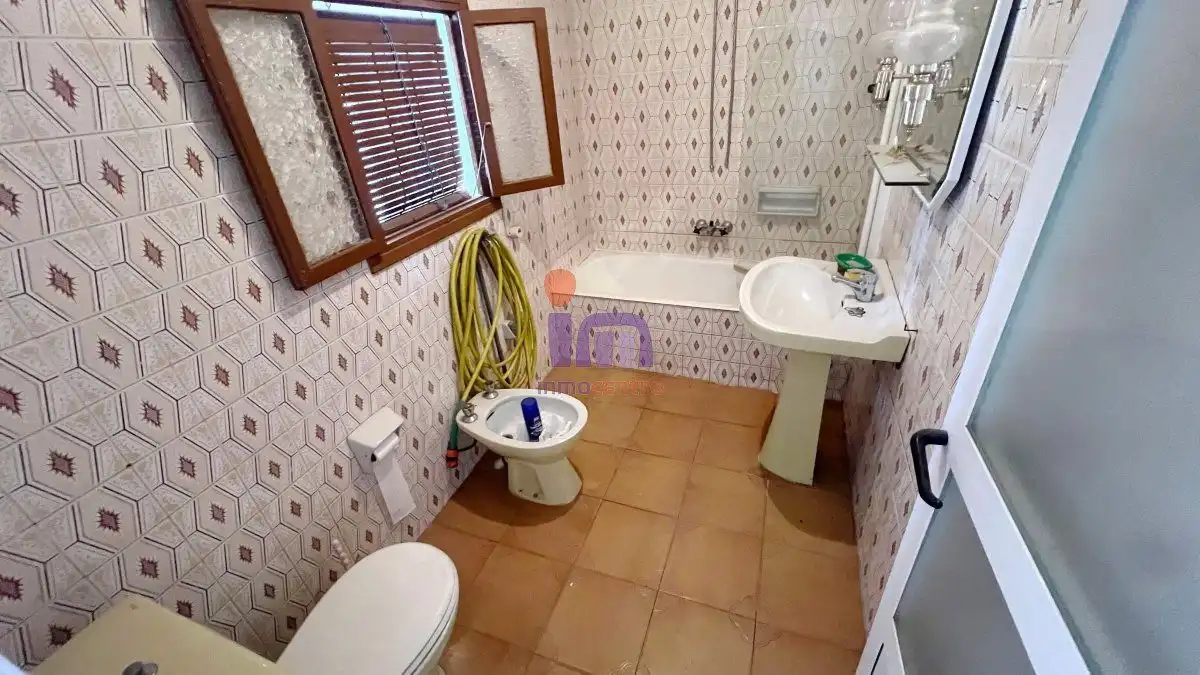 Badezimmer von Haus oder Chalet zum Verkauf in Valdepeñas mit Terrasse