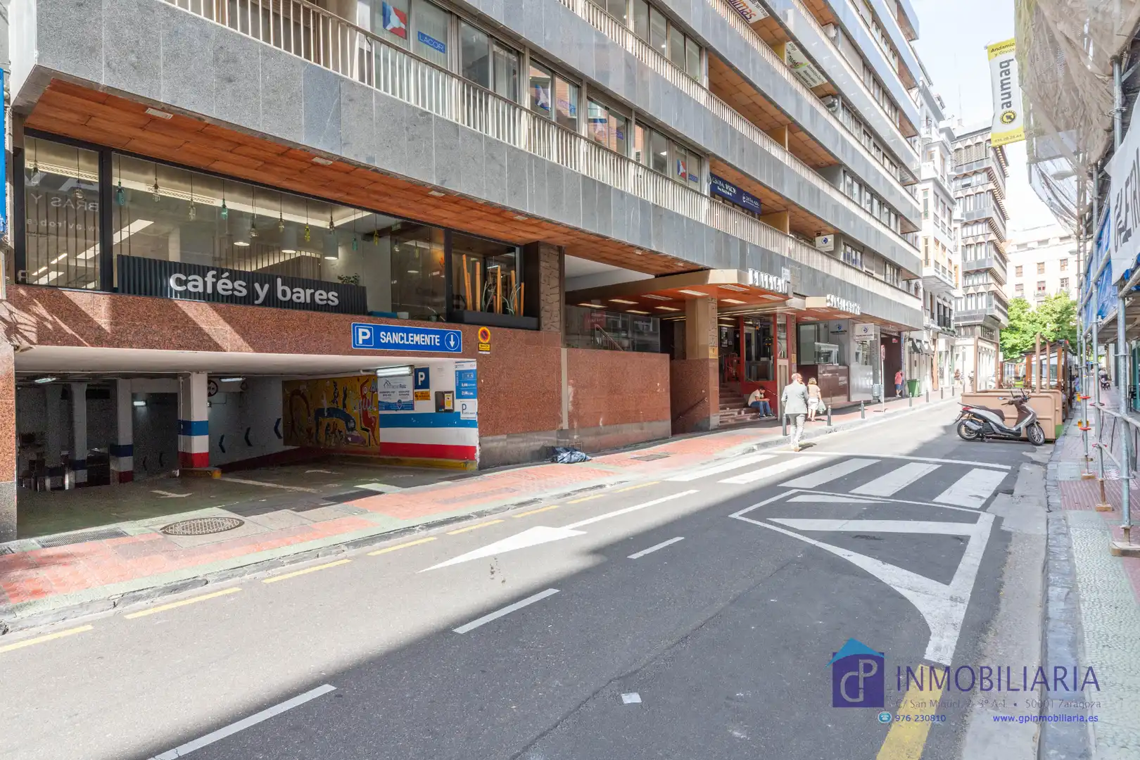 Außenansicht von Büro zum Verkauf in Zaragoza mit Klimaanlage und Heizung