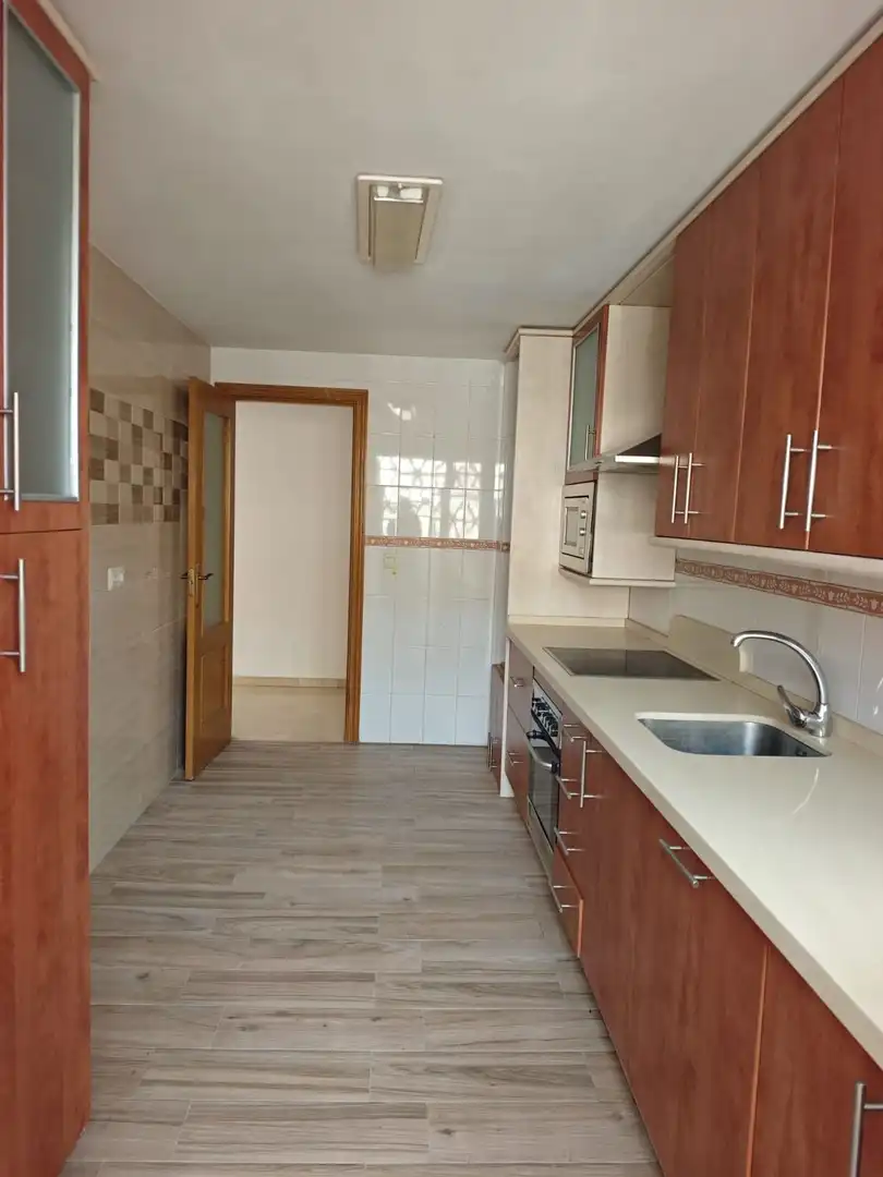 Piso con piscina en venta en Caleta de Vélez, imagen 6