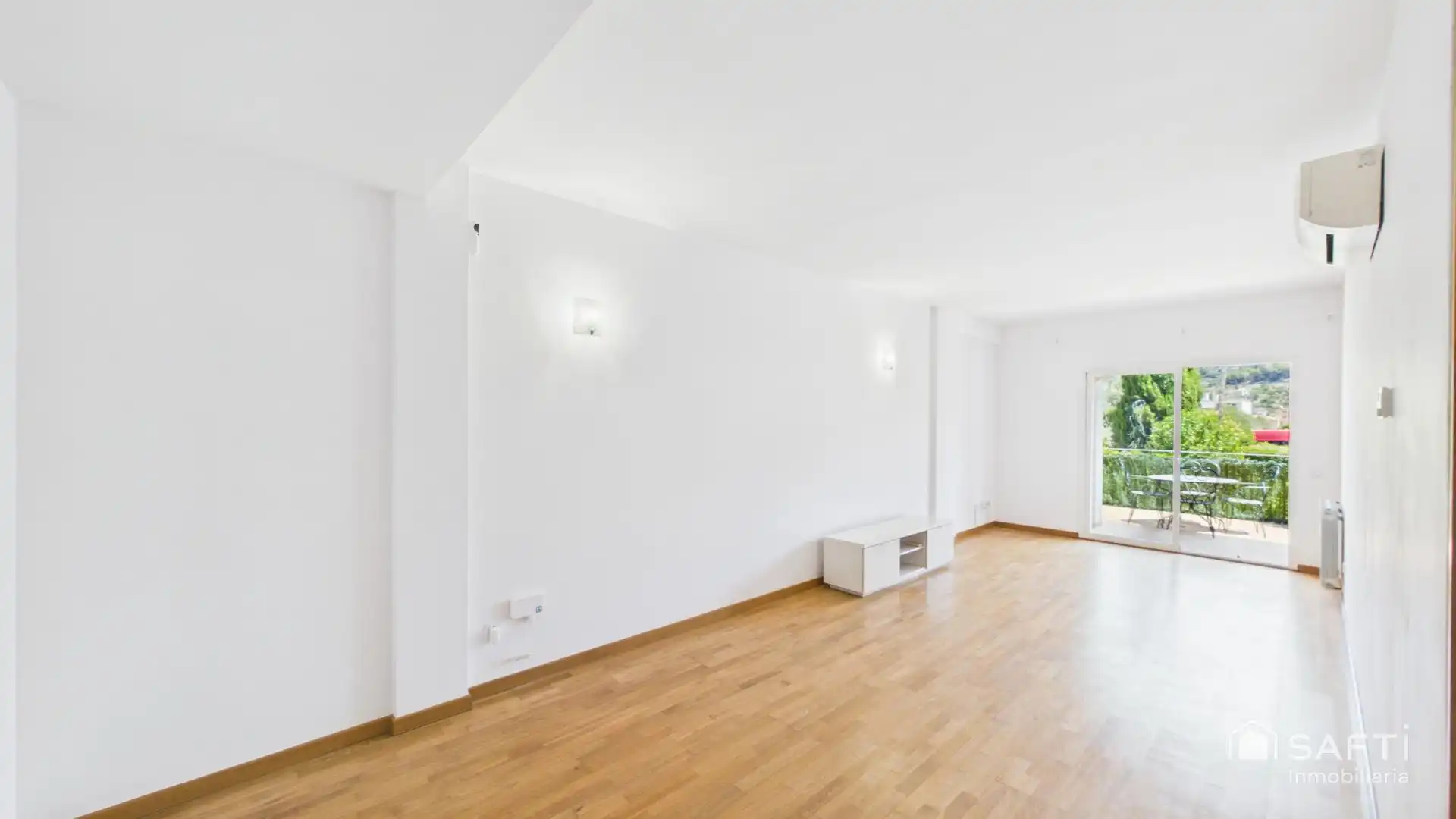 Sala d'estar de Apartament en venda en Sóller amb Aire condicionat, Calefacció i Balcó