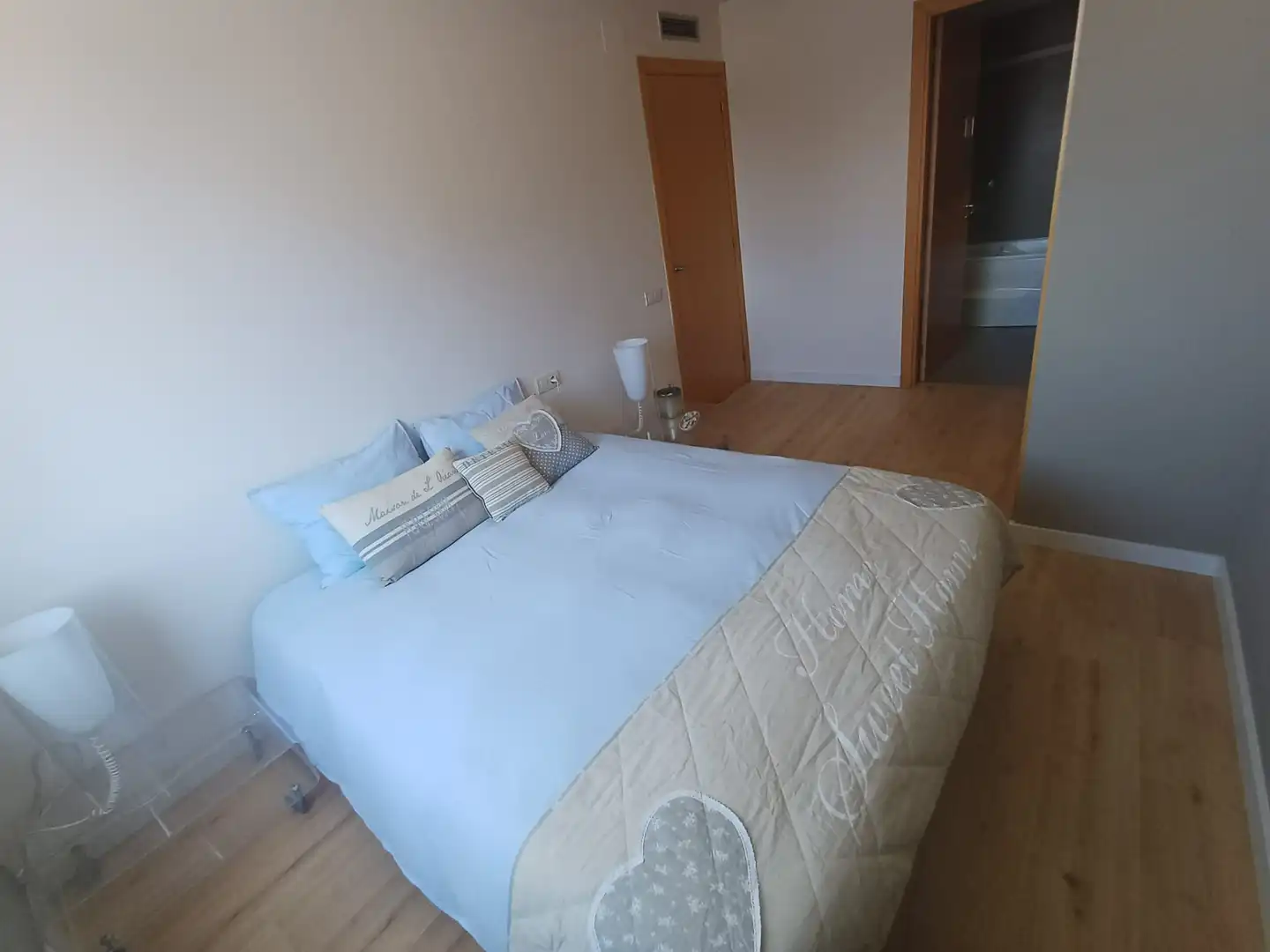 Habitación de Piso en venta en Sant Adrià de Besòs con Aire acondicionado, Calefacción y Jardín privado