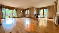 Living room of House or chalet for sale in Culleredo  with Heating, Private garden and Parquet flooring