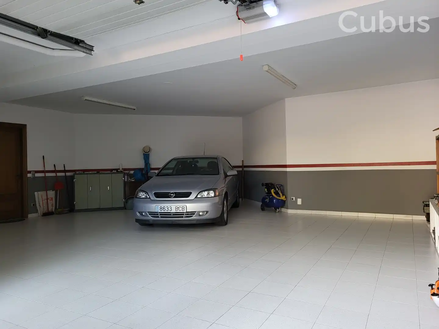Parking of Houses for sale in Les Preses  with Air Conditioner, Heating and Terrace