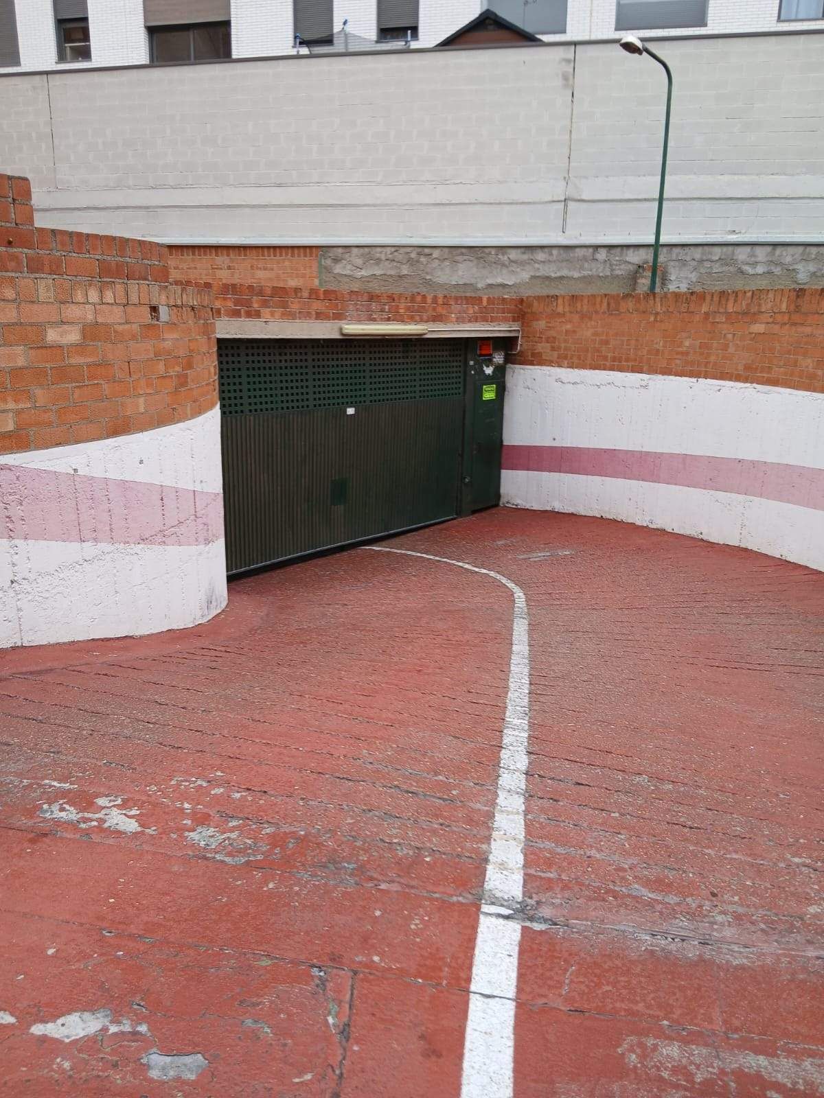 Parking of Garage to rent in  Zaragoza Capital
