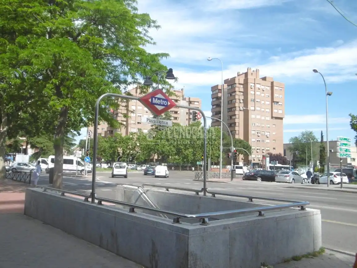 Vista exterior de Piso en venta en Madrid con Aire acondicionado y Calefacción