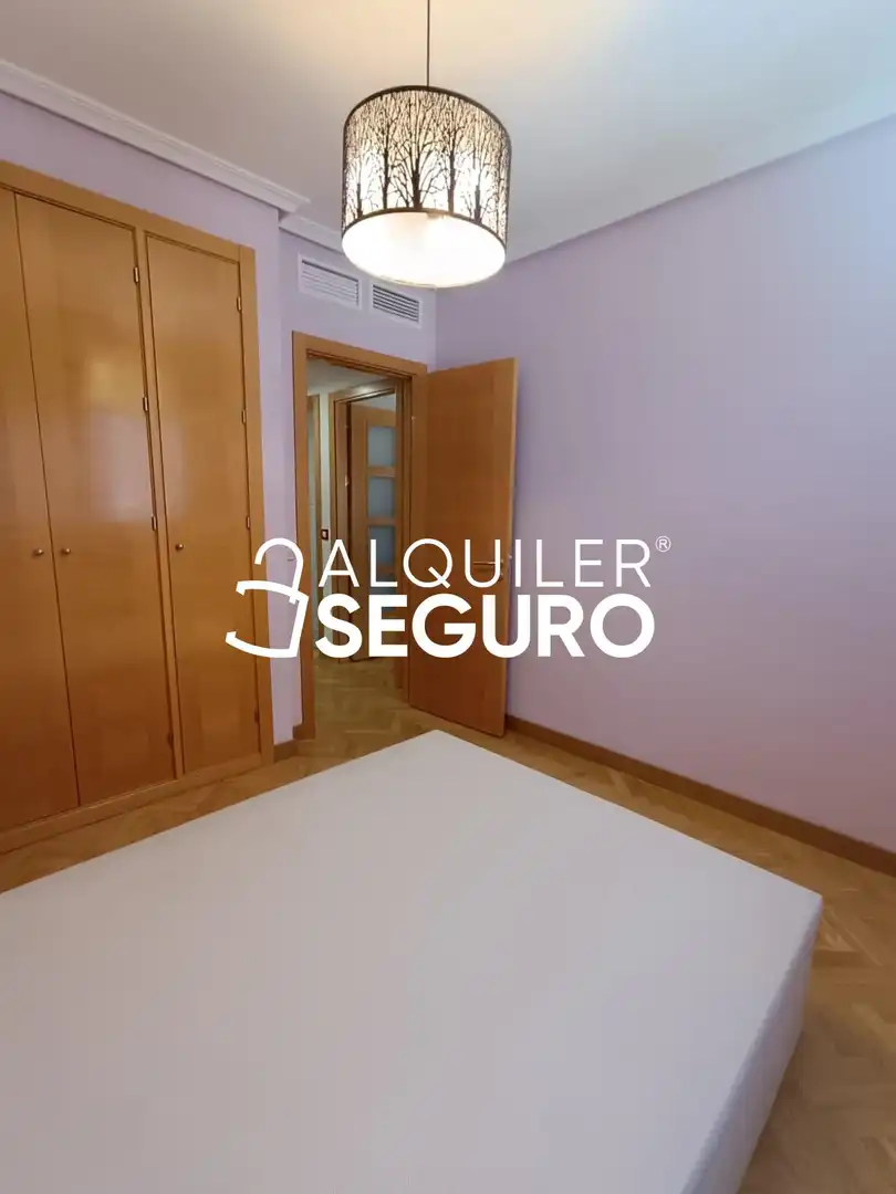 Schlafzimmer von Wohnung zur Miete in Ciempozuelos mit Klimaanlage, Heizung und Abstellraum