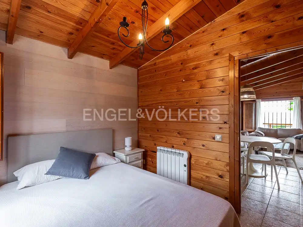 Habitación de Casa o chalet de alquiler en Torrent con Aire acondicionado, Calefacción y Jardín privado