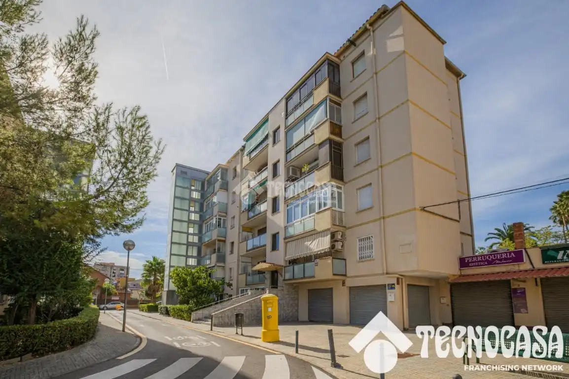 Exterior view of Flat for sale in Viladecans  with Balcony