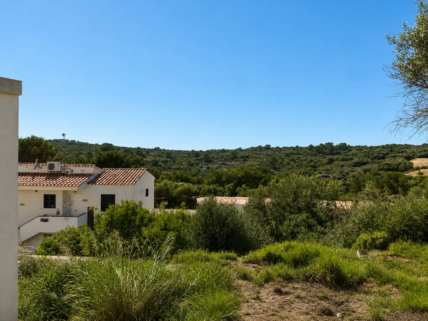 Einfamilien-Reihenhaus zum Verkauf in Maó - Mahón mit Klimaanlage, Privatgarten und Terrasse