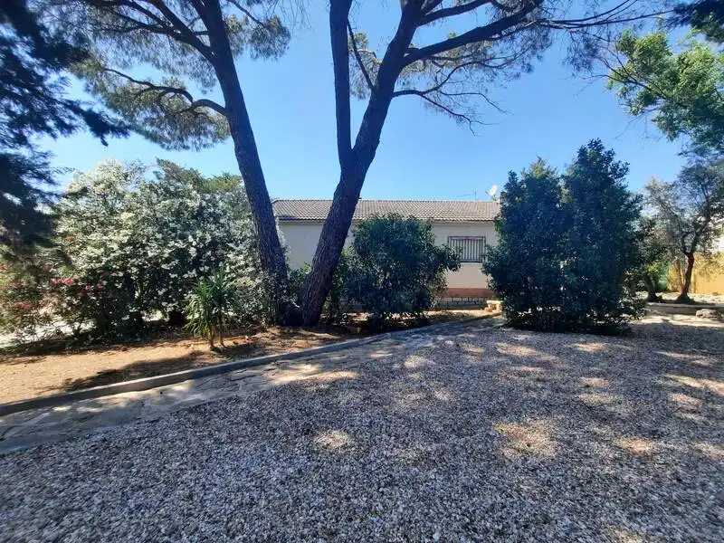 Außenansicht von Haus oder Chalet zum Verkauf in Escalona mit Heizung, Privatgarten und Abstellraum
