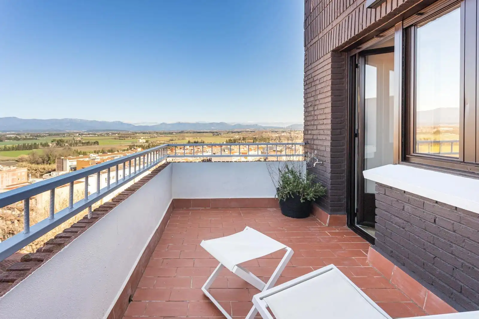 Terraza de Ático en venta en Figueres con Terraza y Amueblado