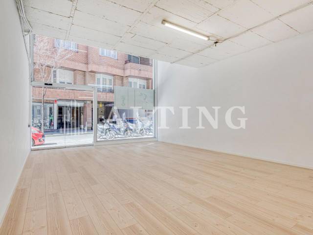 Local comercial en Venta en Calle Alfons XII, 10 en Sant Gervasi- Galvany
