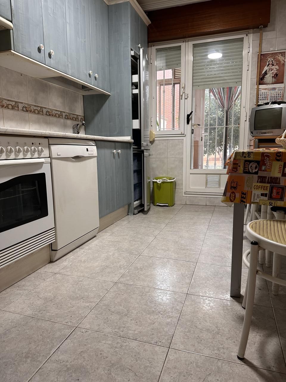 Kitchen of Planta baja to rent in Valladolid Capital  with Heating, Storage room and Furnished