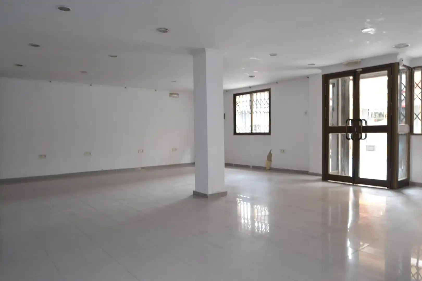 Business premises for sale in Calle PAMPLONA, imagen 4