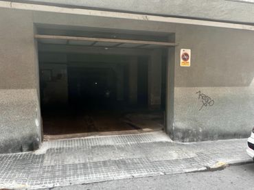 Individuel avec ascenseur à vendre à Carrer de l'Escultor Armengol 28