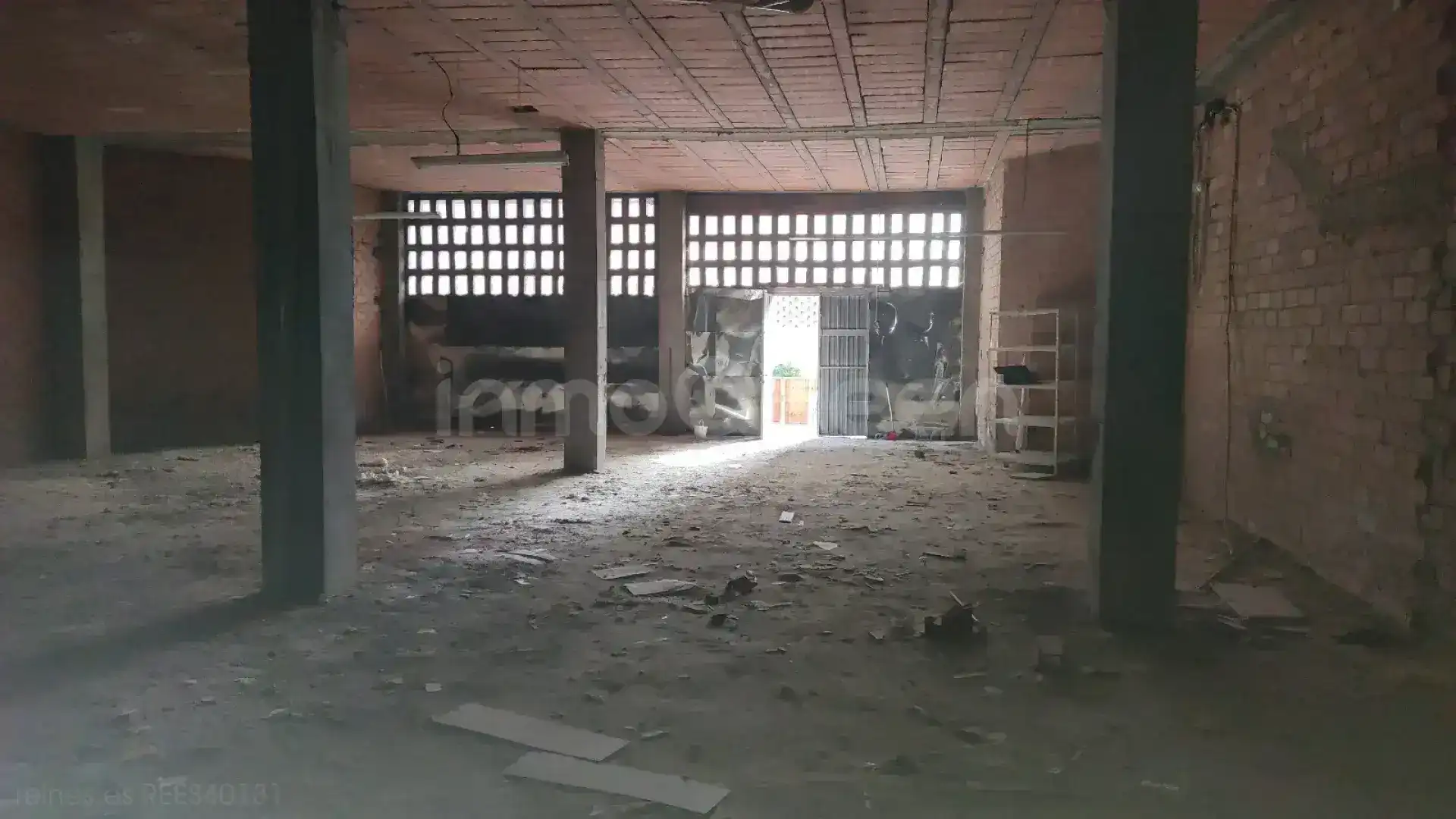 Local comercial en alquiler en N/A, imagen 2