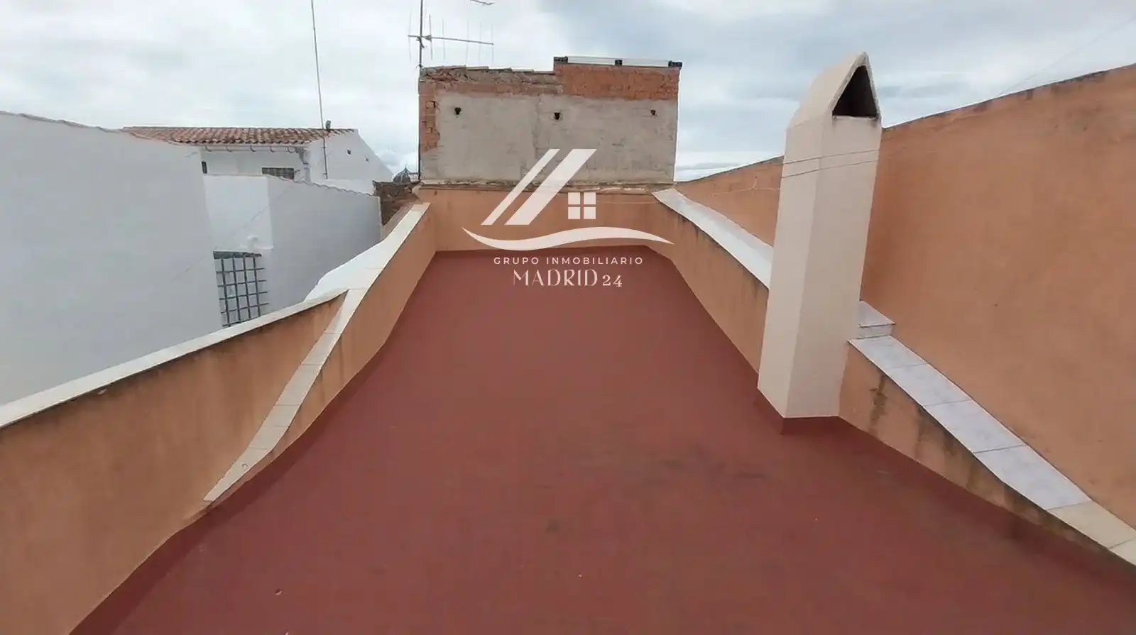 Vista exterior de Casa adosada en venda en Alcalà de Xivert amb Aire condicionat, Calefacció i Terrassa