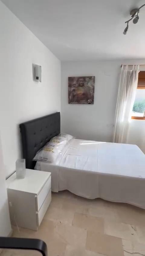 Bedroom of Study to rent in  Granada Capital  with Air Conditioner, Furnished and Microwave