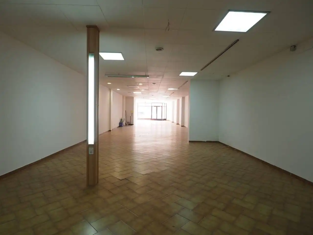 Local comercial en venda a Calle Joan Prim 213, imagen 6