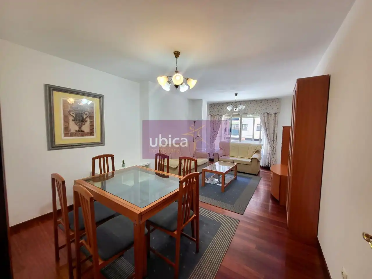 Sala d'estar de Pis en venda en Vigo  amb Calefacció, Parquet i Terrassa