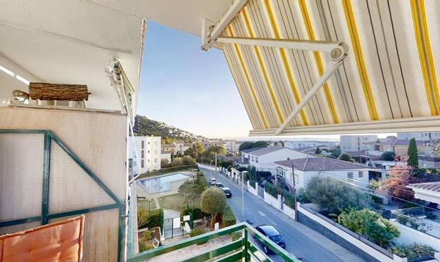 Piso en Venta en Lisboa, 14 en Els Grecs - Mas Oliva