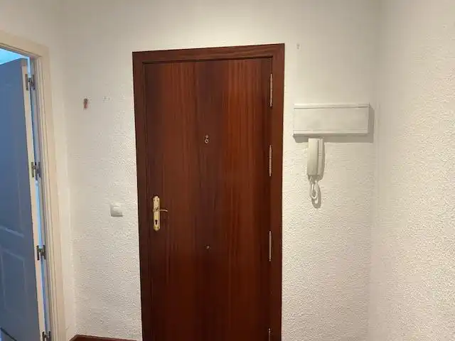 Wohnung zum Verkauf in Córdoba mit Klimaanlage, Heizung und Terrasse