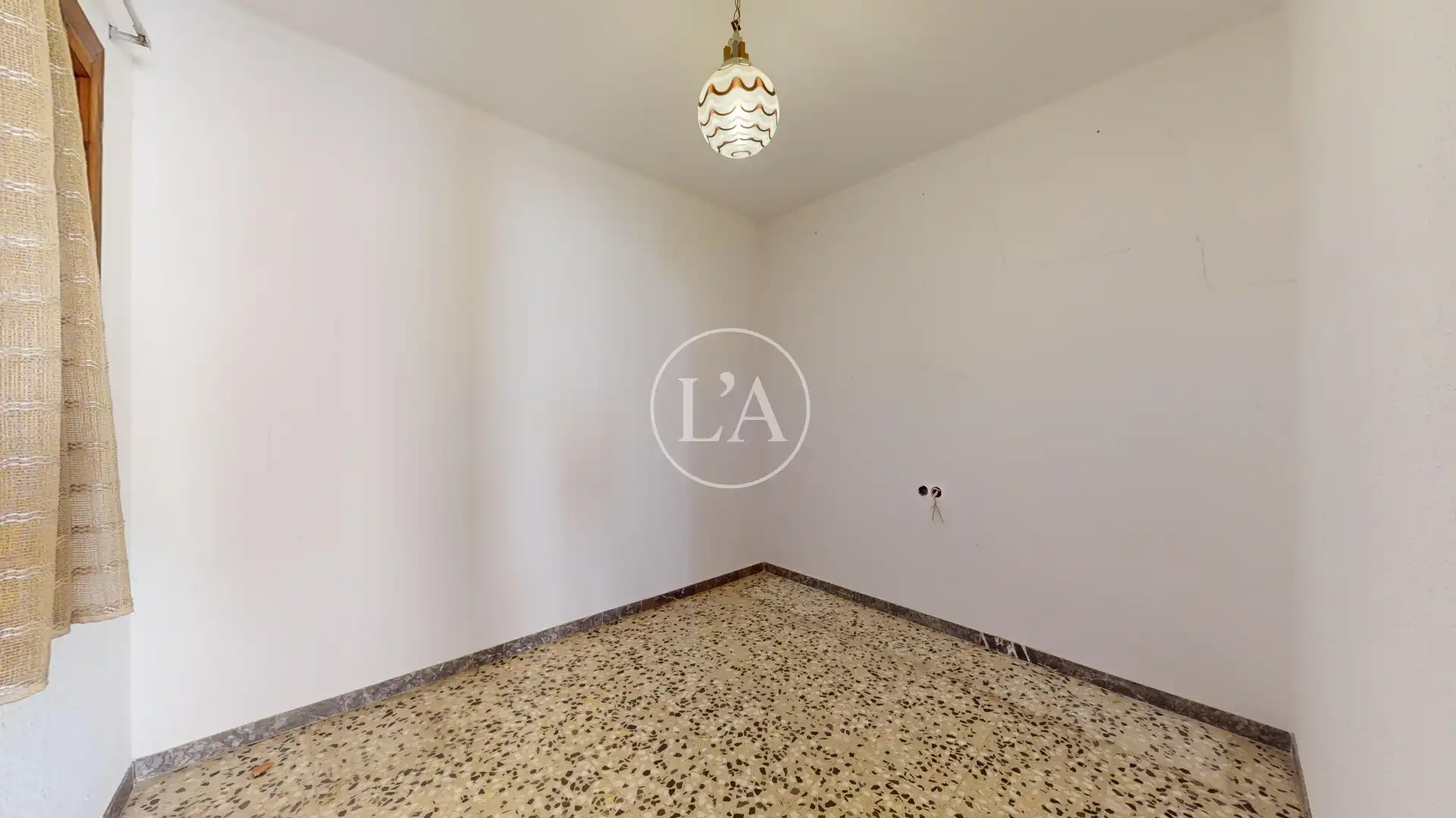 Inmuebles singulares en venta en Carrer de Llovera, imagen 44