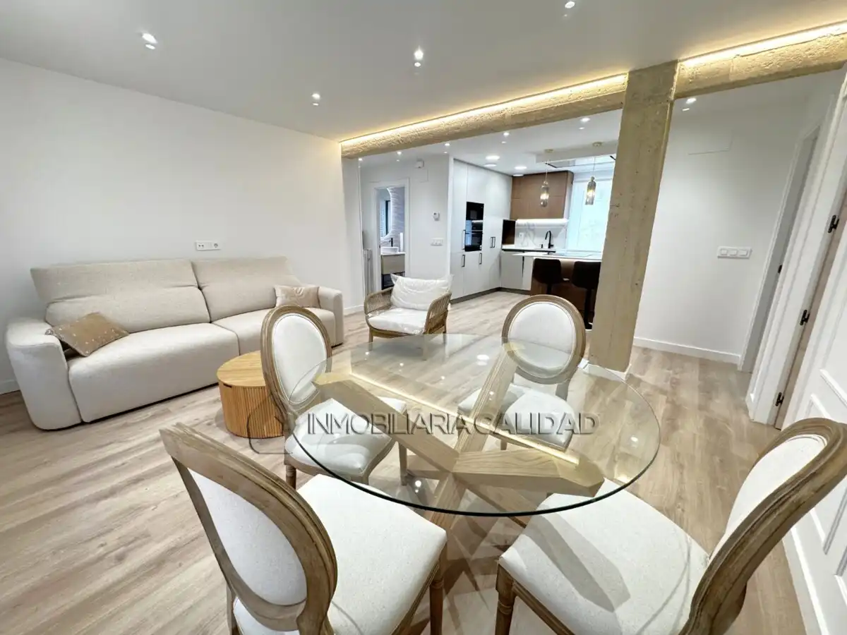 Living room of Flat for sale in Burgos  with Heating, Storage room and Furnished