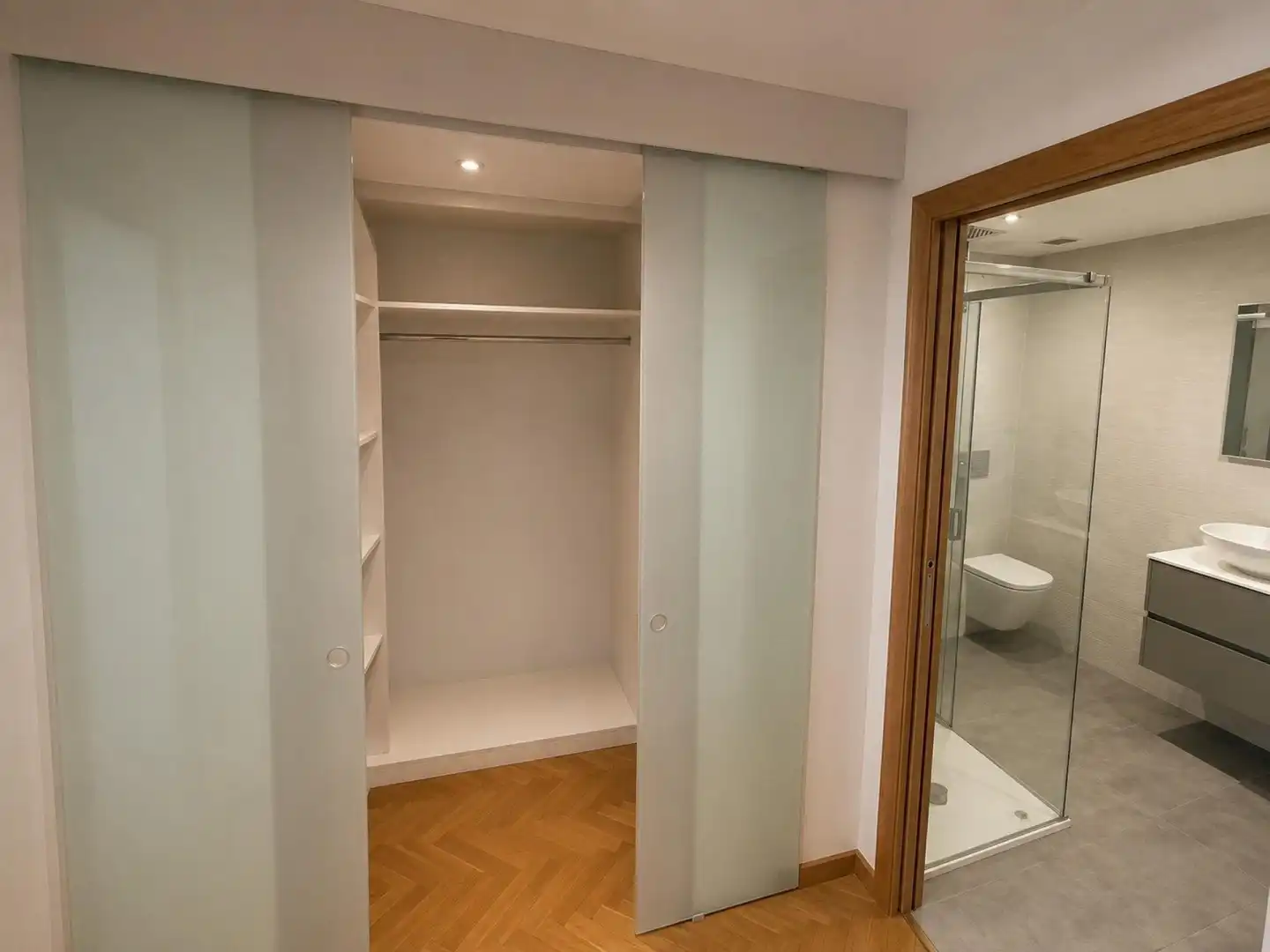 Dormitori de Dúplex en venda en A Coruña Capital  amb Aire condicionat, Calefacció i Piscina comunitària