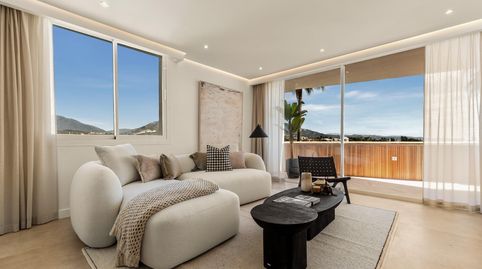 Apartamento bellamente reformado con impresionantes vistas a la montaña