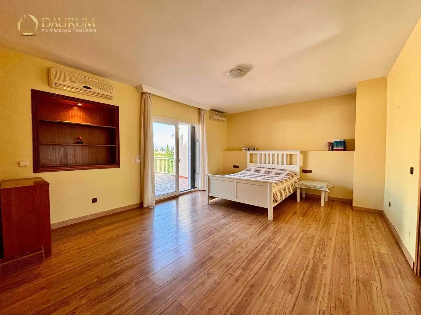 Habitación de Casa o chalet en venta en Alhaurín de la Torre con Aire acondicionado, Terraza y Trastero