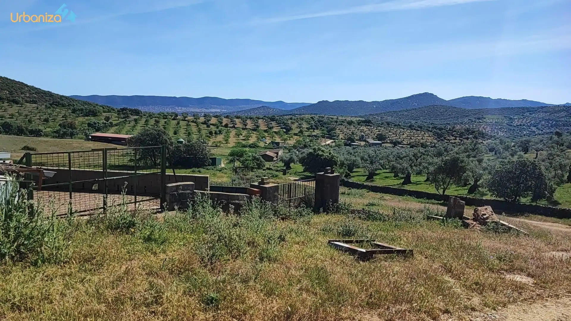 Land for sale in Salvaleón