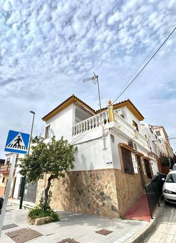 Casa-chalet en Venta en Calle Calle Antonio Garrido en Fuente Alegre - El Chaparral - Los Morales