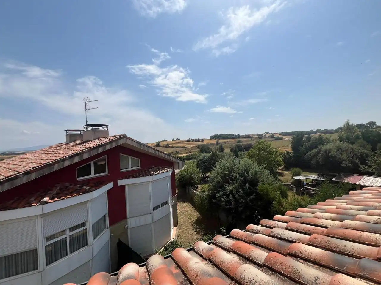 Vista exterior de Casa o chalet en venta en Cardeñajimeno con Calefacción, Jardín privado y Terraza
