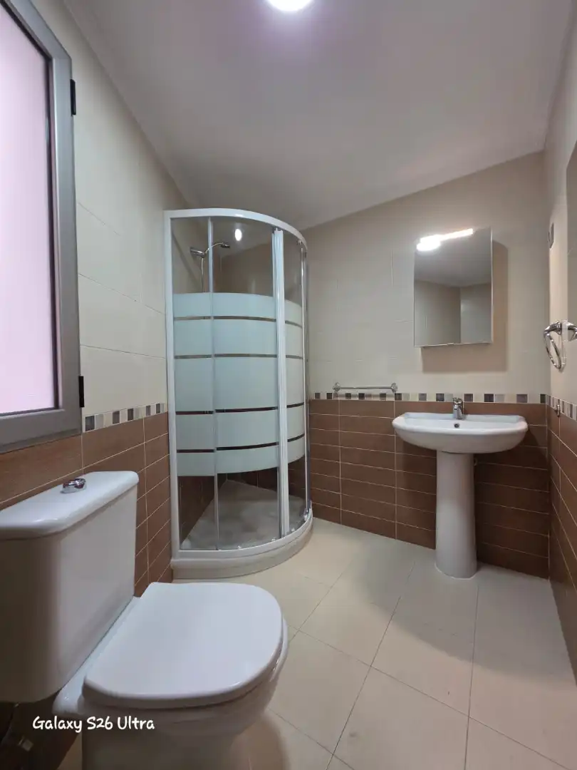 Badezimmer von Wohnung zur Miete in El Pinós / Pinoso mit Terrasse, Möbliert und Gemeinschaftspool