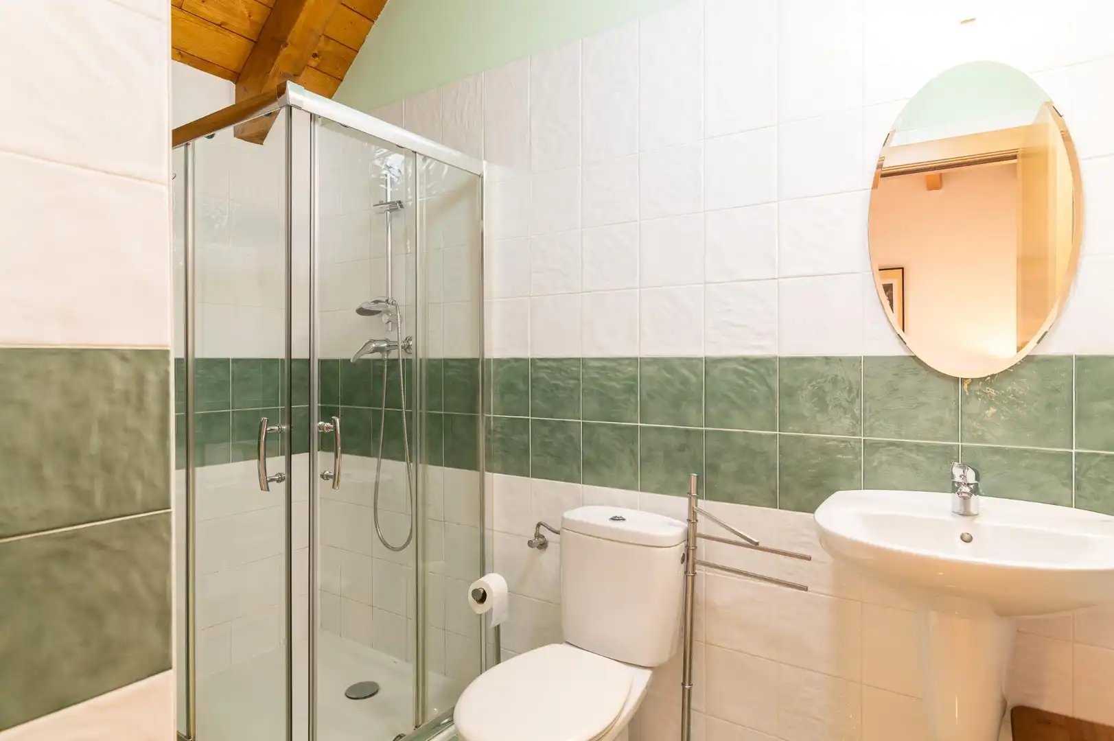 Baño de Casa o chalet en venta en Aribe con Calefacción, Jardín privado y Parquet